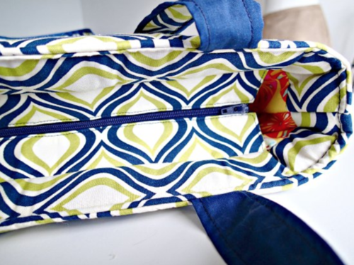 How to sew a recessed zipper on a bag How to sew a recessed zipper on a bag