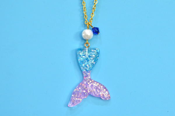 Beebeecraft Tutorials on How to Make a Simple and Beautiful Mermaid Necklace Beebeecraft Tutorials on How to Make a Simple and Beautiful Mermaid Necklace