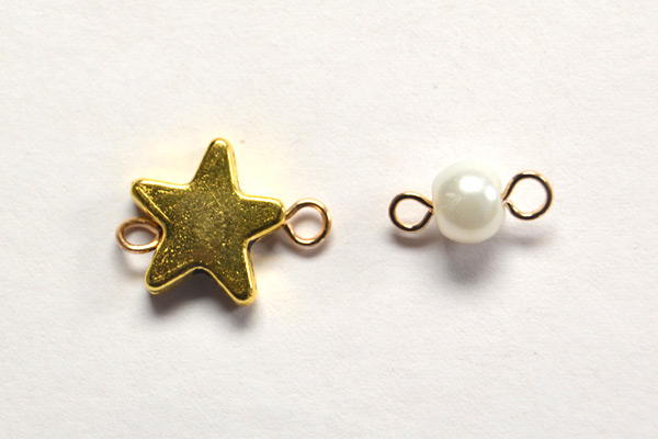 Beebeecraft Tutorials on How to Make Chain Bracelet with Star Pendants and Pearl Beads Beebeecraft Tutorials on How to Make Chain Bracelet with Star Pendants and Pearl Beads