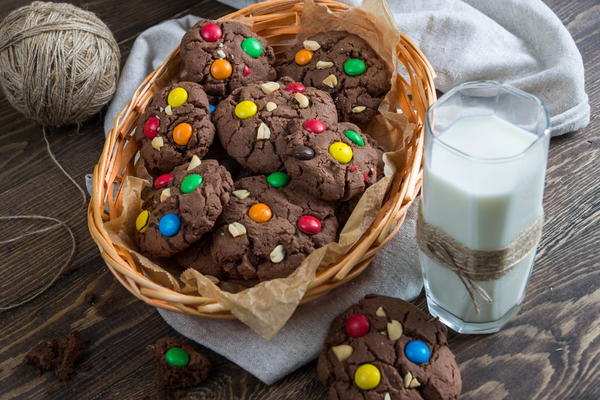 Air Fryer 10 Minute Chocolate Smartie Cookies Air Fryer 10 Minute Chocolate Smartie Cookies