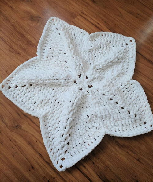 One Skein Crochet North Star Baby Lovey Blanket Pattern One Skein Crochet North Star Baby Lovey Blanket Pattern