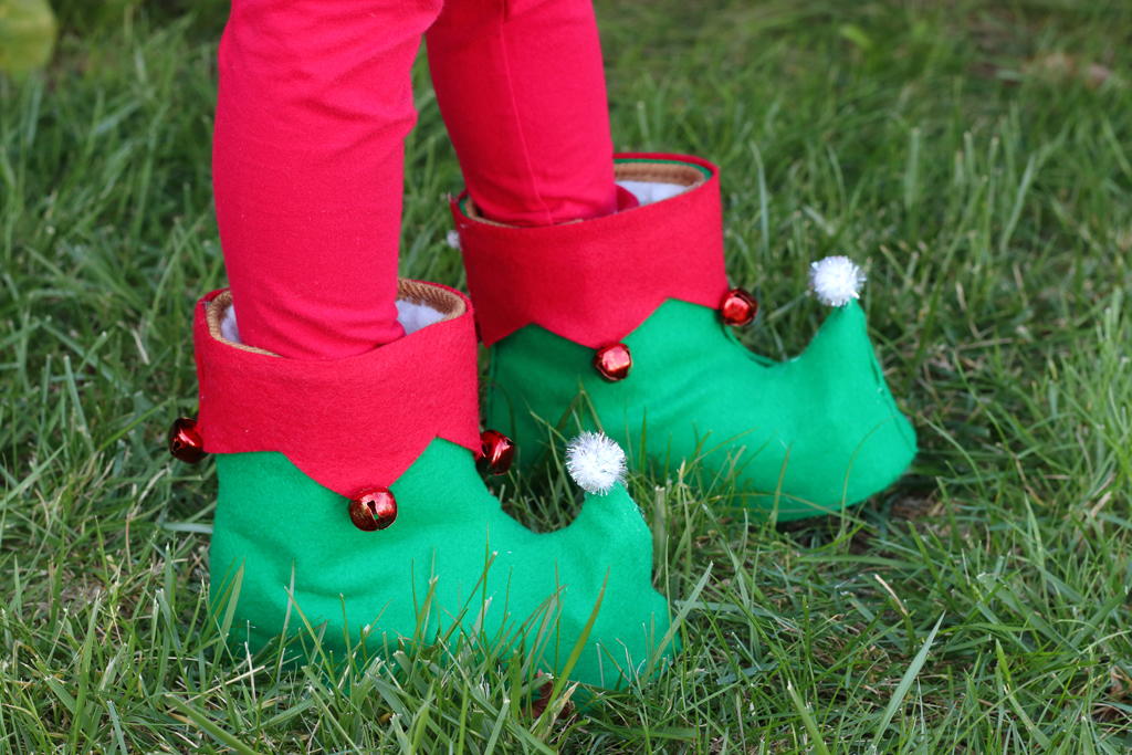 Diy Elf Shoes AllFreeHolidayCrafts Diy Elf Shoes AllFreeHolidayCrafts