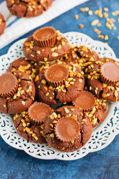 Chocolate Peanut Butter Blossoms Chocolate Peanut Butter Blossoms