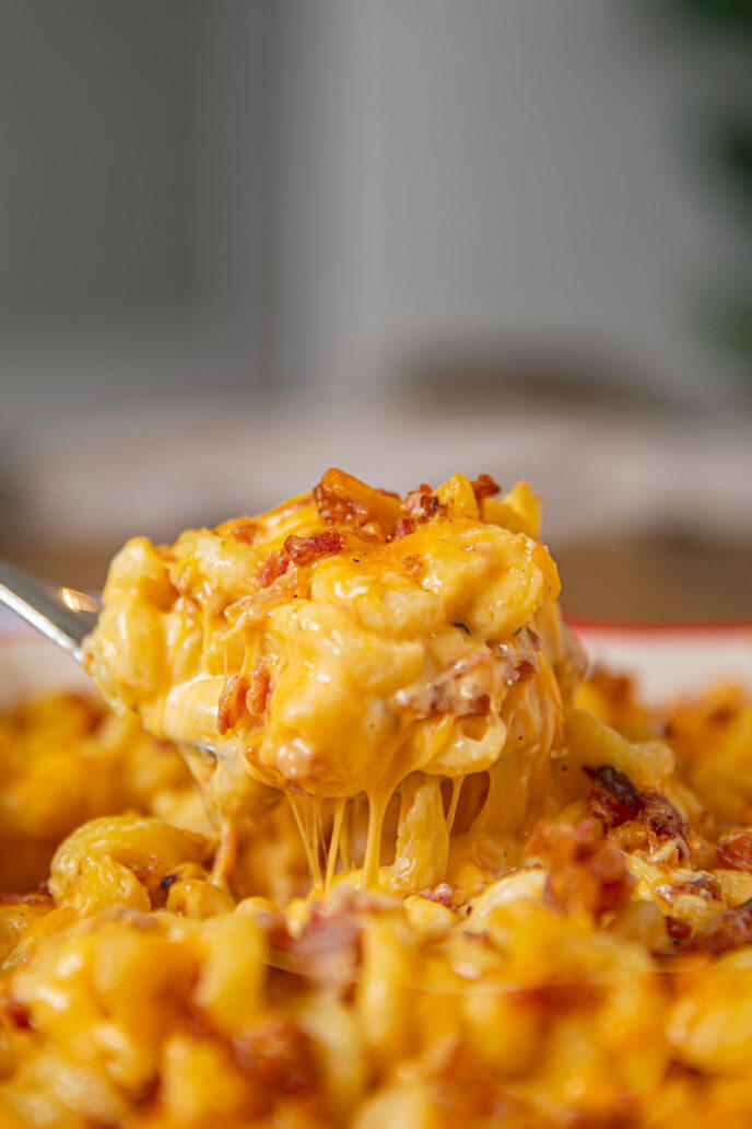 Bacon Mac And Cheese Recipe | FaveSouthernRecipes.com