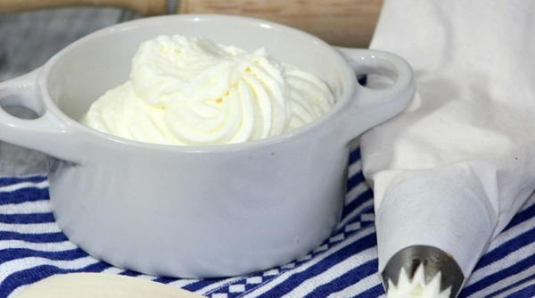 How To Make Homemade Whipped Cream