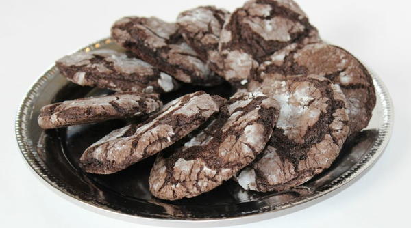 4 Ingredient Crinkle Cookies Recipe