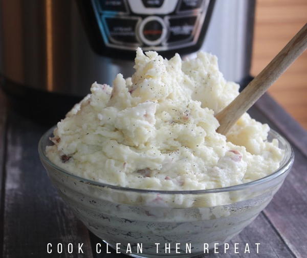 Instant Pot Garlic Mashed Potatoes Instant Pot Garlic Mashed Potatoes