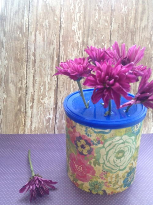 Easy Upcycled Flower Frog Easy Upcycled Flower Frog