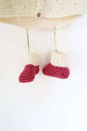 Strawberry Seed Baby Booties