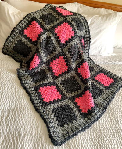 Simple Loop Granny Square Crochet Blanket
