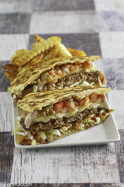 Copycat Applebees Quesadilla Burger Copycat Applebees Quesadilla Burger