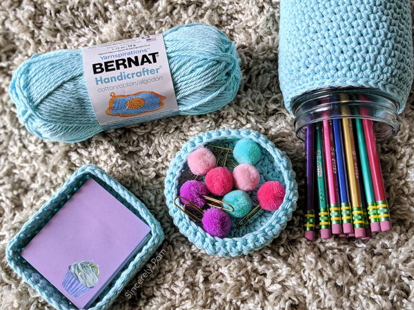 Easy Peasy Desk Set Easy Peasy Desk Set