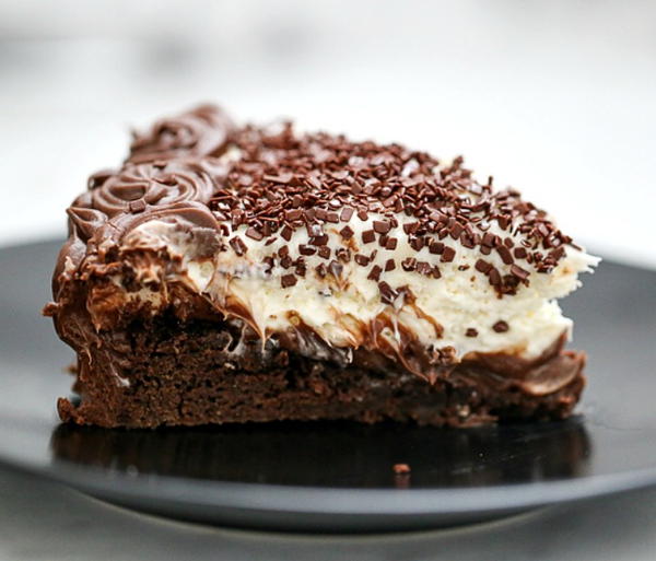 Awesome Chocolate Brownie Cheesecake Dessert Awesome Chocolate Brownie Cheesecake Dessert
