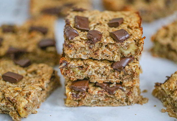 Healthy Chunky Monkey Oatmeal Bars Easy Healthy Chunky Monkey Oatmeal Bars – Easy