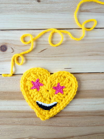 Crochet Heart Emoji – Star Eyes Emoji