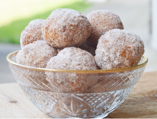 Easy Cinnamon Sugar Donut Holes Easy Cinnamon Sugar Donut Holes