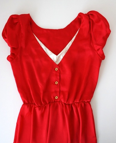 Making a Shirt Look Modest Making a Shirt Look Modest