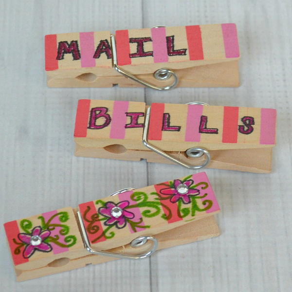 Easy Diy Decorated Clothespins Easy Diy Decorated Clothespins