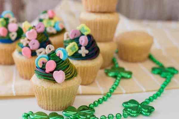 Lucky Charms Cupcakes Lucky Charms Cupcakes