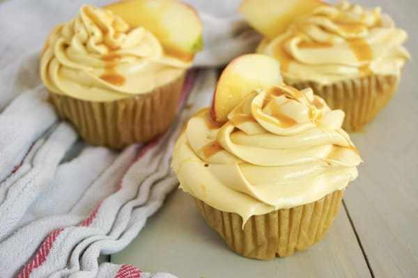 Caramel Apple Cupcakes