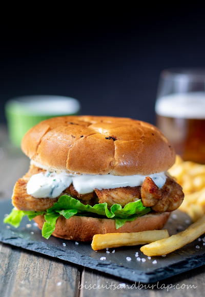 Spicy Chicken Sandwich With Creamy Yogurt Sauce Spicy Chicken Sandwich With Creamy Yogurt Sauce