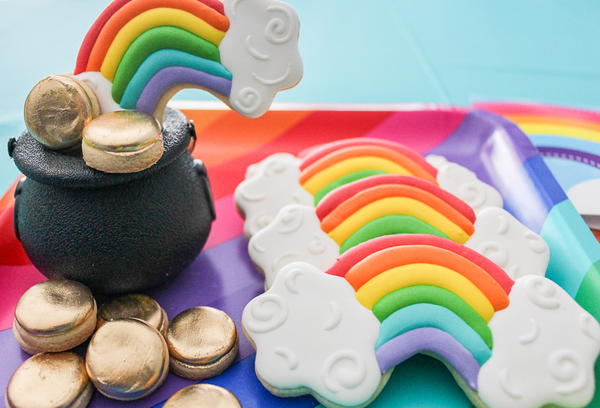 Rainbow Pot Of Gold Cookies Rainbow & Pot Of Gold Cookies