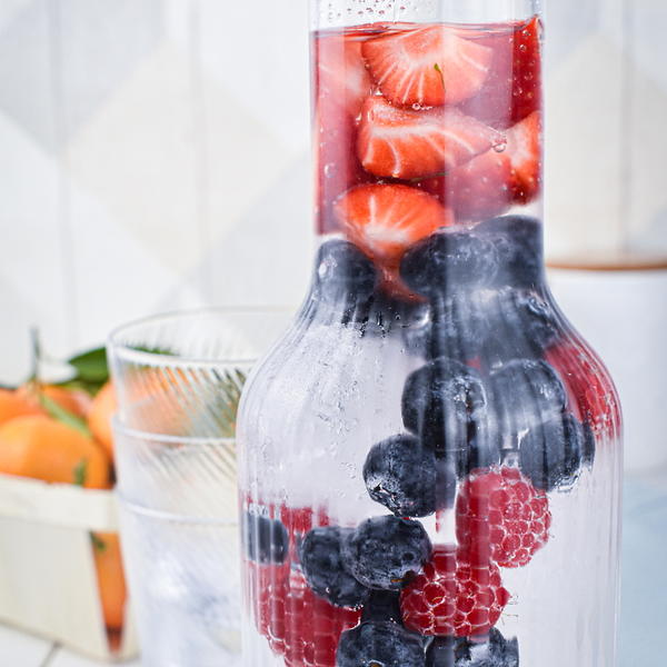 How To Make Fruit-infused Water How To Make Fruit-infused Water