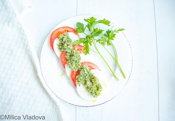 Parsley Pesto With Walnuts low Carb Pesto Recipe Parsley Pesto With Walnuts (low Carb Pesto Recipe)