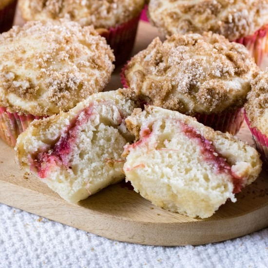 Streusel Topped Rhubarb Muffins Streusel Topped Rhubarb Muffins