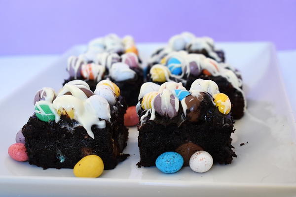 Easter Egg Brownies Easter Egg Brownies