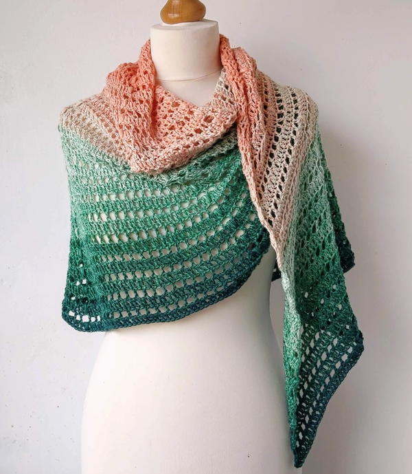 Apricot Rose Semi-circle Shawl Apricot Rose Semi-circle Shawl