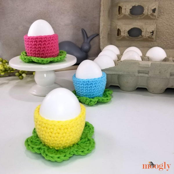 Simple Flower Egg Cozy Simple Flower Egg Cozy