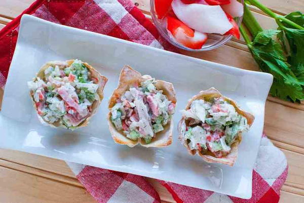 Crab Salad Wonton Cups