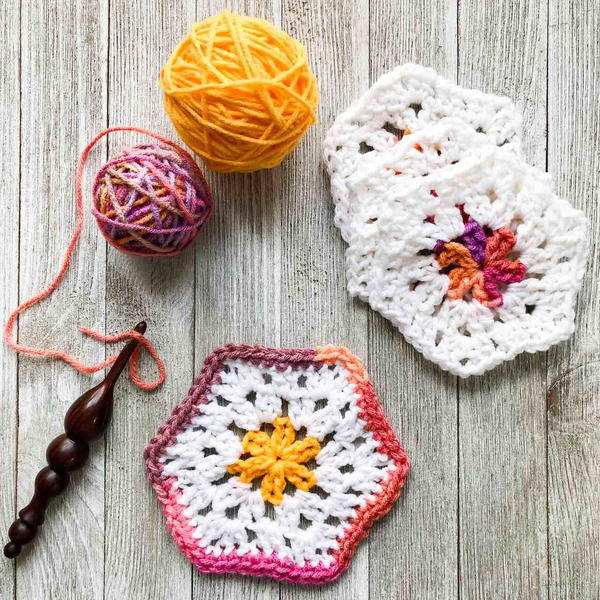 How To Crochet A Granny Hexagon How To Crochet A Granny Hexagon