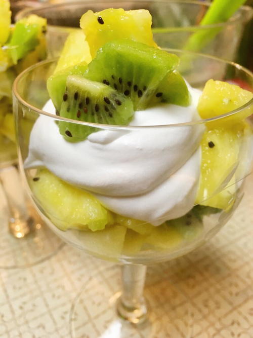 Light Refreshing Fruit Cocktail Light & Refreshing Fruit Cocktail