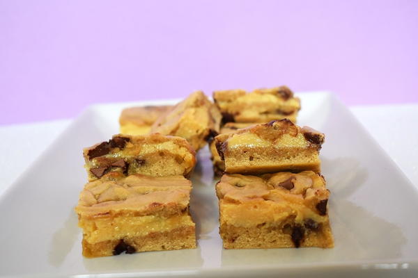 Caramel Chocolate Chip Cookie Bars Caramel Chocolate Chip Cookie Bars