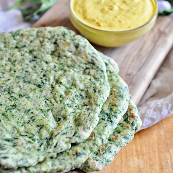 Homemade Spinach Flatbread With Saffron Yogurt Sauce Homemade Spinach Flatbread With Saffron Yogurt Sauce