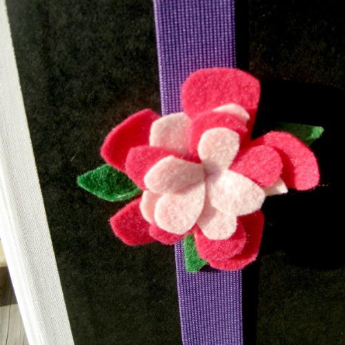 Felt Flower Book Hugger Bookmark Felt Flower Book Hugger Bookmark