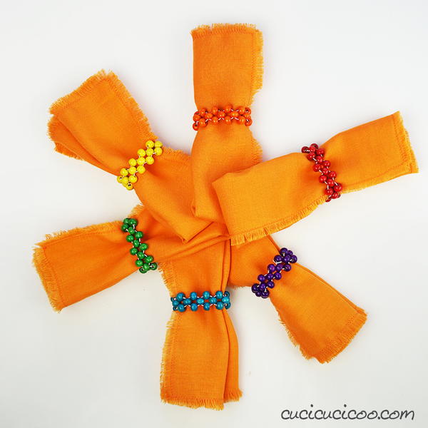 DIY Cloth Napkins With Fringe DIY Cloth Napkins With Fringe