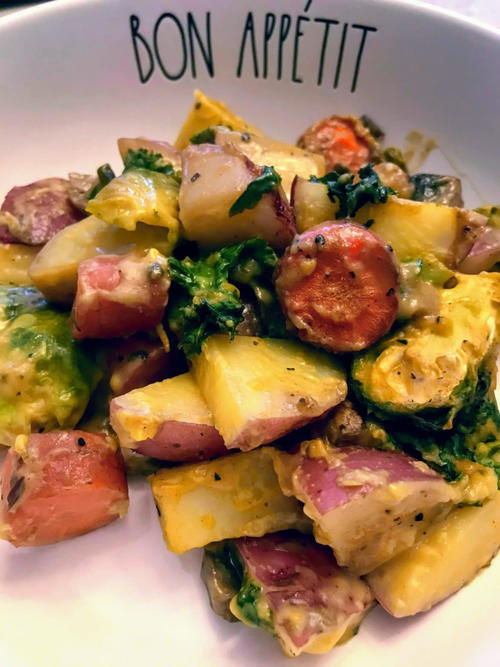 Vegan Cheesy Veggie Potatoes Vegan Cheesy Veggie Potatoes