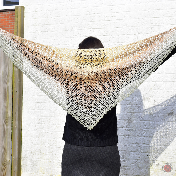 The Proserpina V-stitch Shawl The Proserpina V-stitch Shawl