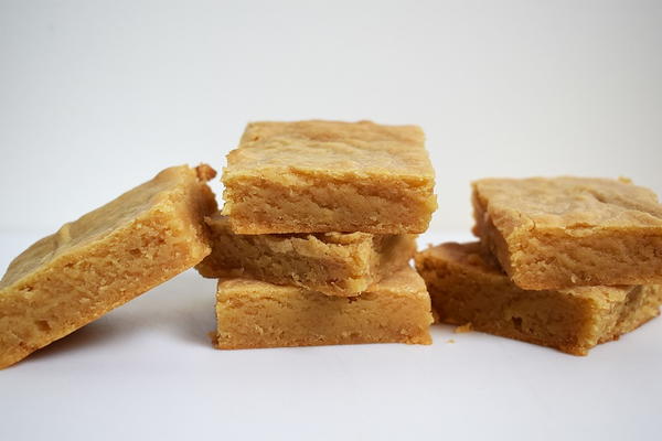 White Chocolate Condensed Milk Brownies White Chocolate Condensed Milk Brownies