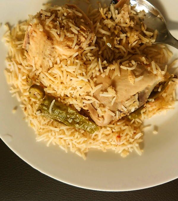 Chicken Zaytoon olive Rice Chicken Zaytoon (olive) Rice