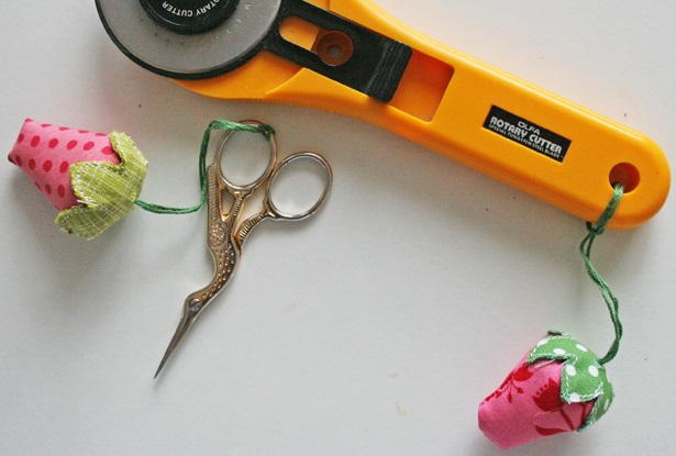 Strawberry Pincushion Strawberry Pincushion