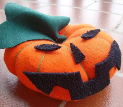 How to Make A Pincushion Pumpkin