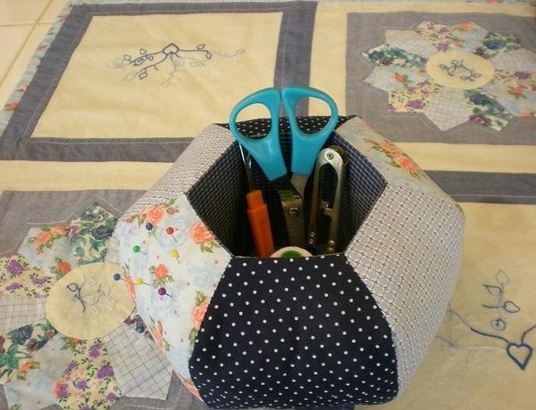 Hexie Caddy Pincushion Hexie Caddy Pincushion