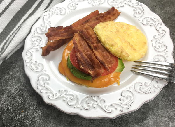 Avocado Cheddar Breakfast Sandwich-keto Friendly Avocado Cheddar Breakfast Sandwich-keto Friendly