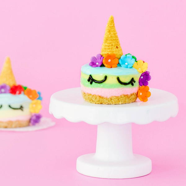 Mini Unicorn Cheesecakes Mini Unicorn Cheesecakes