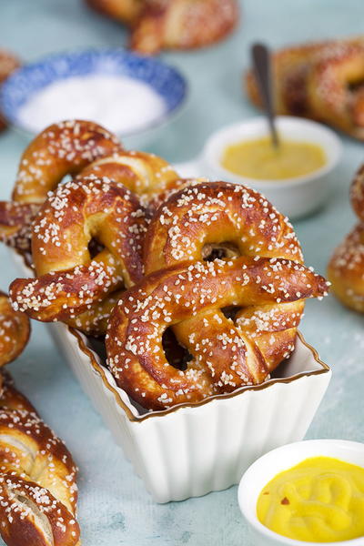 Homemade Soft Pretzels Homemade Soft Pretzels