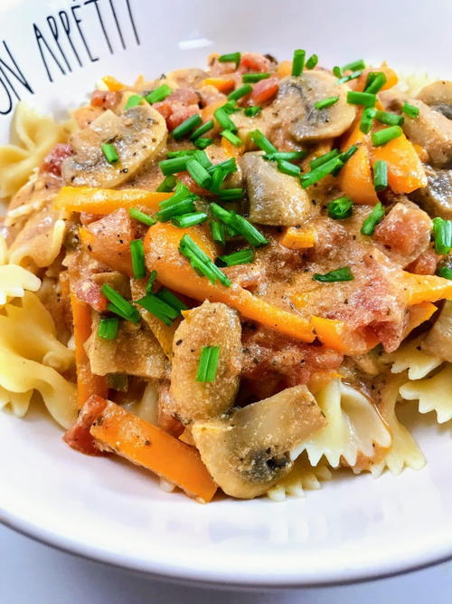 Creamy Flavorful 15-minute Vegan Sauce For Pasta Or Rice Creamy & Flavorful 15-minute Vegan Sauce For Pasta Or Rice